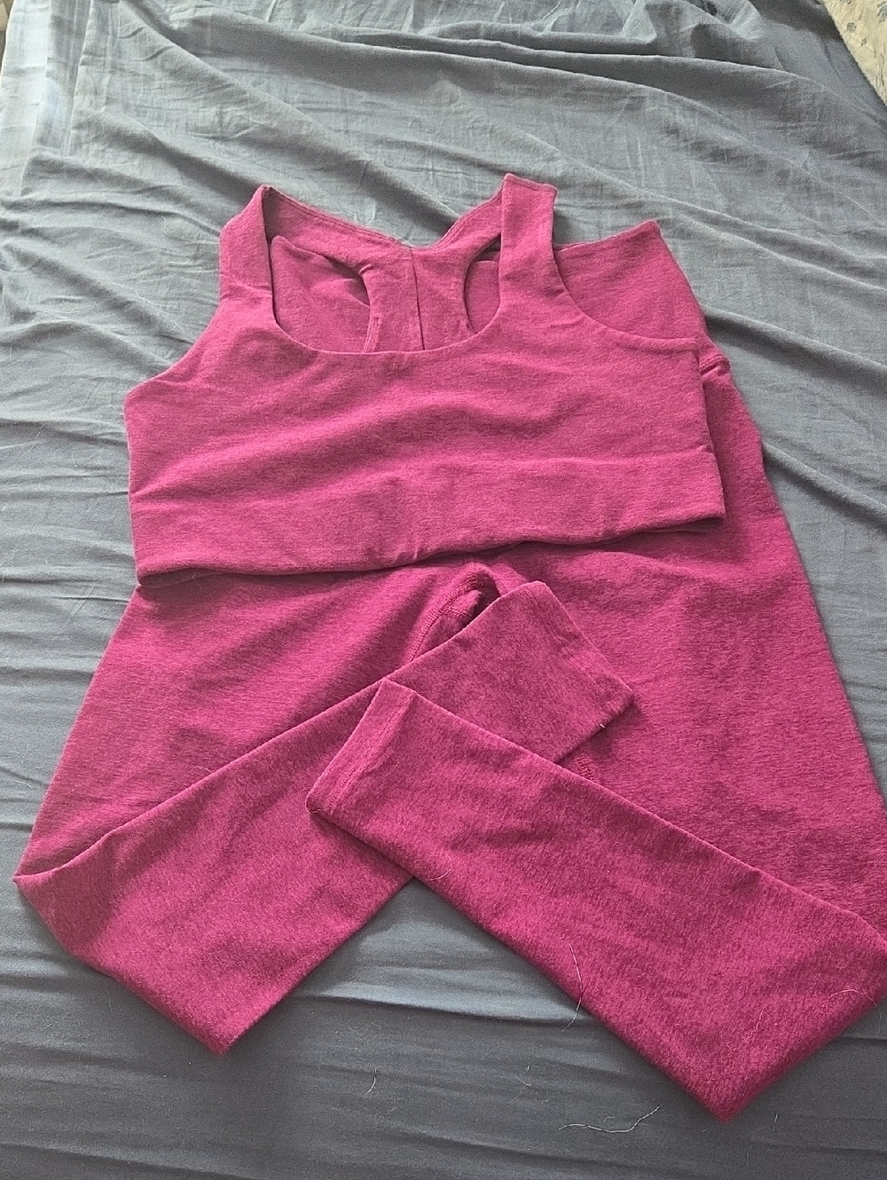 Beyond Yoga Women's Magenta Active Tank and Legging Set